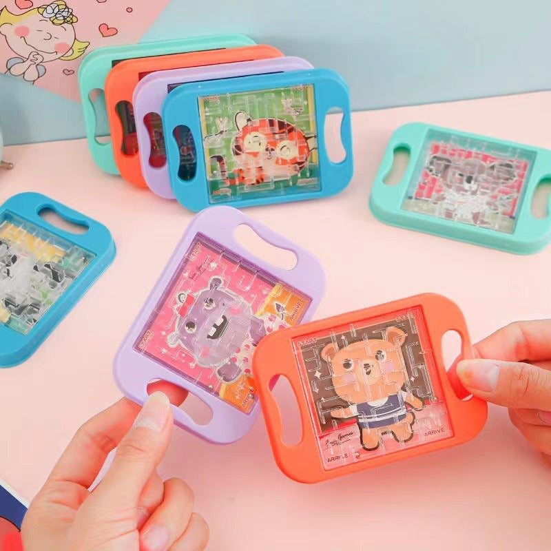 Cartoon Animal Handheld Balance Ball Maze Board Toys for Kids – Birthday Party Favors, Goodie Bag, Pinata Filler – Random Color