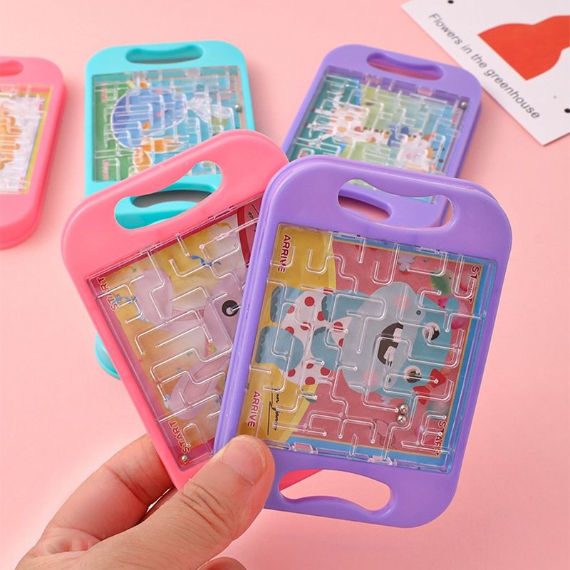 Cartoon Animal Handheld Balance Ball Maze Board Toys for Kids – Birthday Party Favors, Goodie Bag, Pinata Filler – Random Color