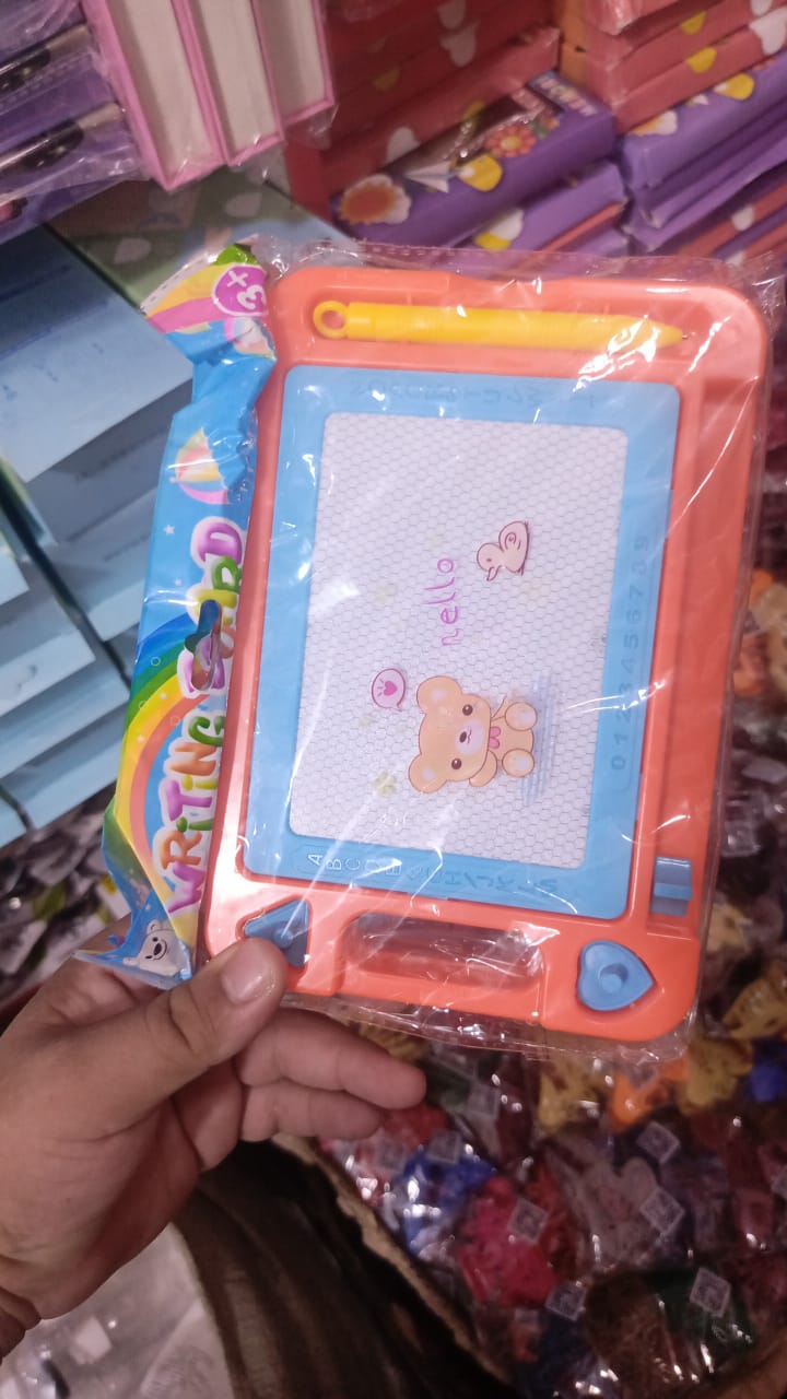 Magnetic Learning Drawing Board ✏ | Kids Erasable Doodle Pad 🎨 | Writing & Sketching Educational Toy 🧒 | Travel-Friendly Gift 🎁
